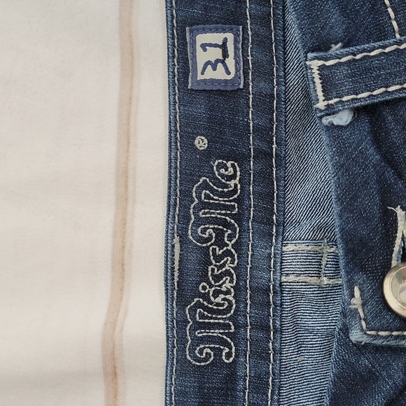 Miss Me Easy Boot Relaxed Fit size 31 Long Jeans Bling - Picture 7 of 10